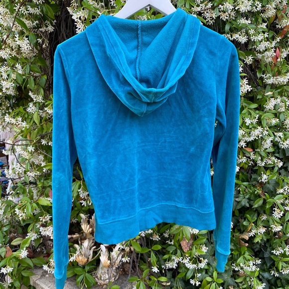 blue velvet jacket - Picture 3 of 3